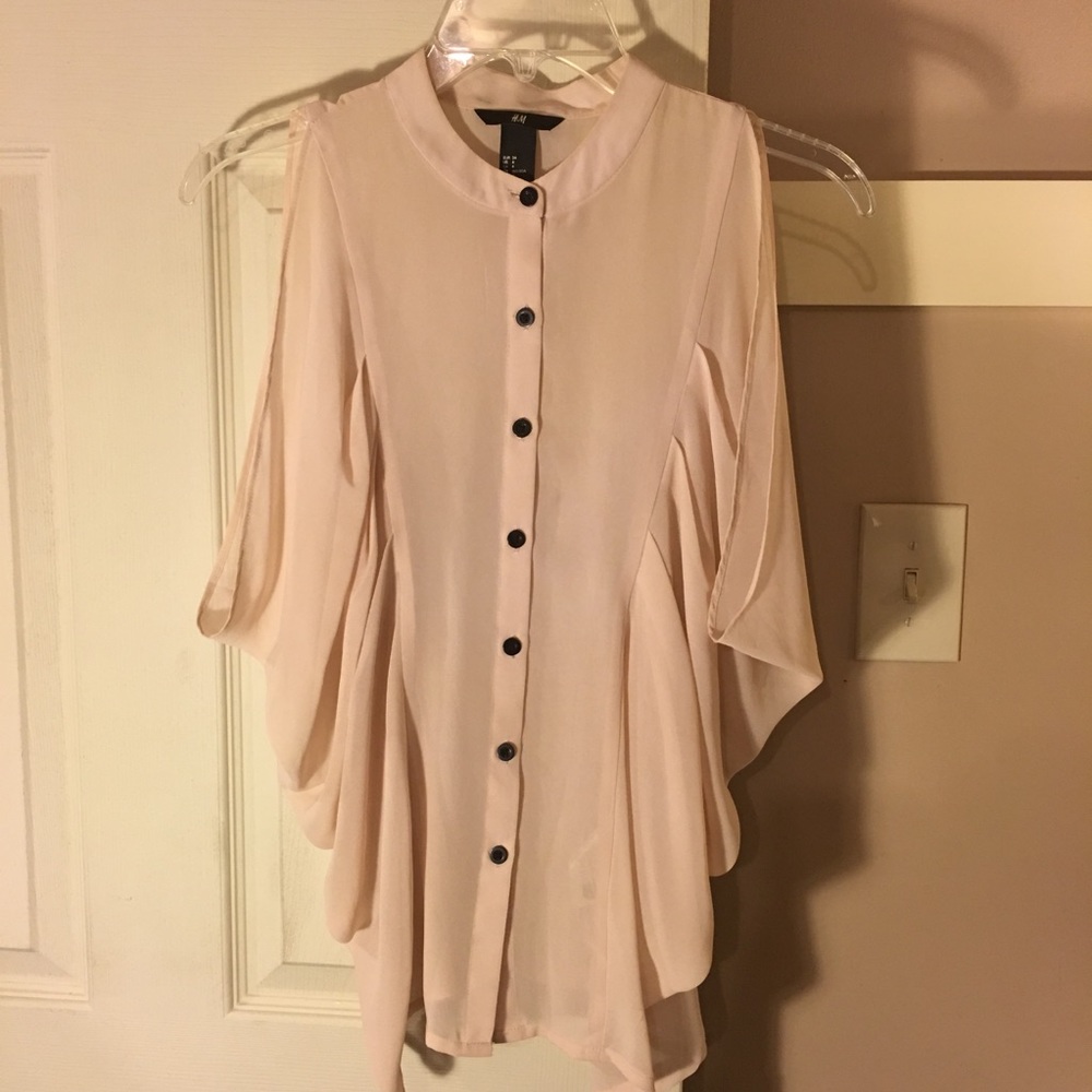 Bat wings blouse